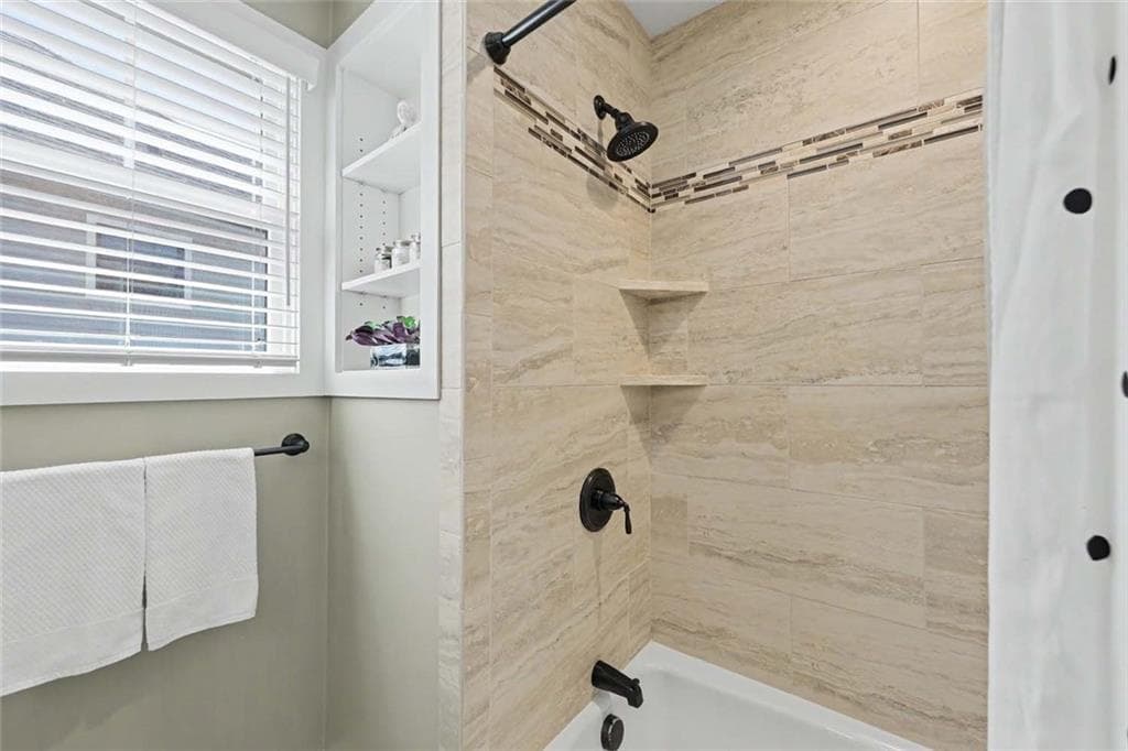Condominium at 44 Taft Avenue, Providence, photo 33 of 48