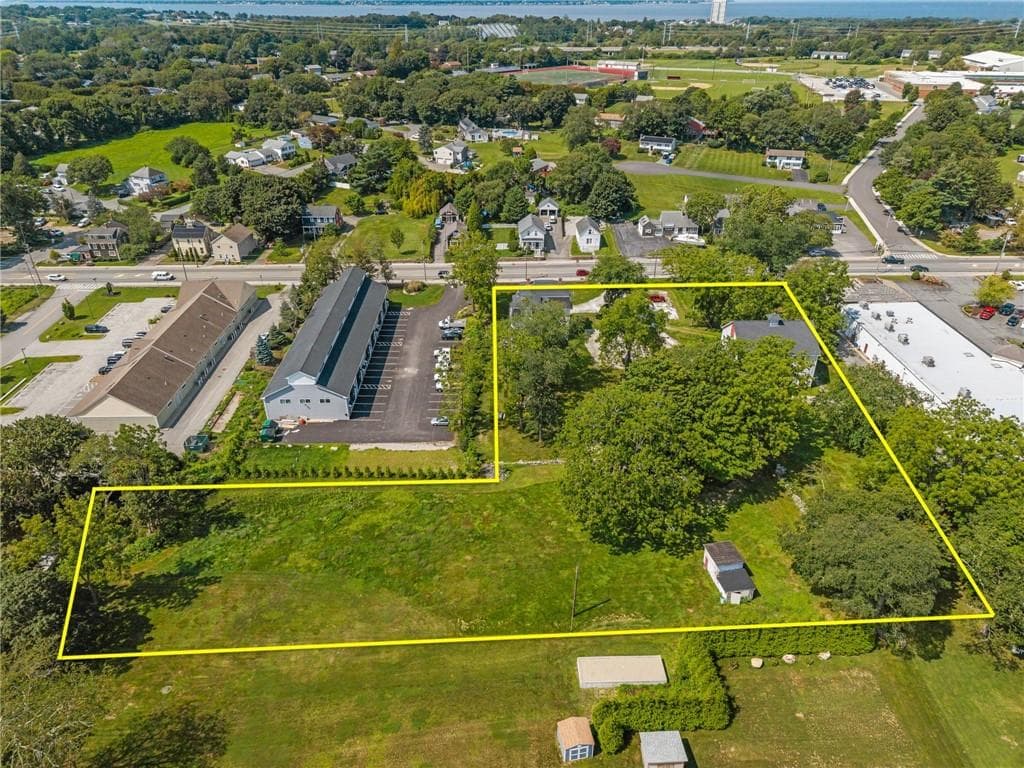 Unimproved Land at 2967 East Main Road, Portsmouth, photo 3 of 23