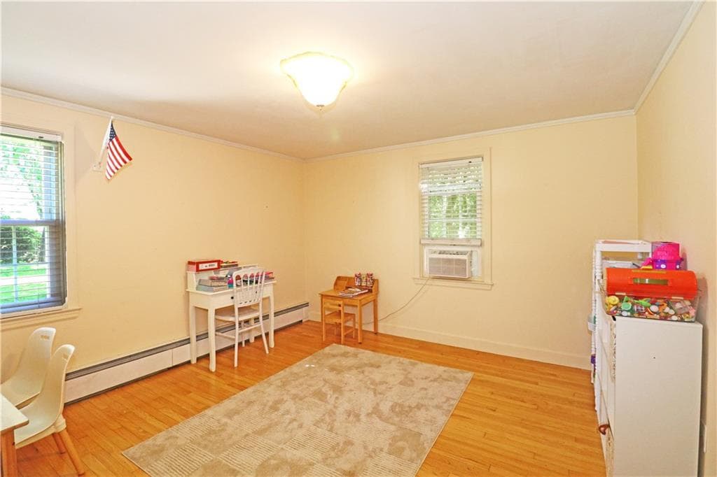 Single Family Residence at 5 North Drive, Middletown, photo 27 of 48