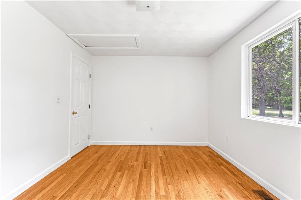 Single Family Residence at 107 Huckleberry Road, North Kingstown, photo 17 of 29