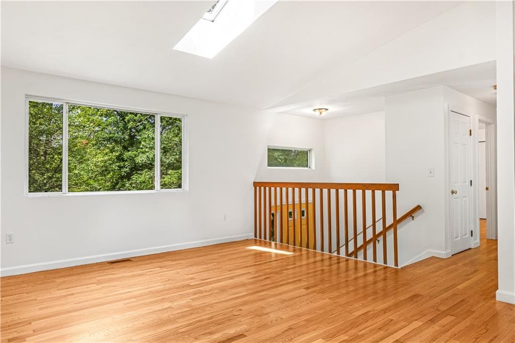 Single Family Residence at 107 Huckleberry Road, North Kingstown, photo 7 of 29