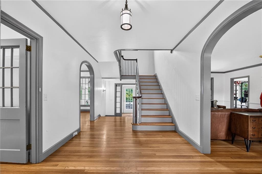 Single Family Residence at 1747 Mooresfield Road, South Kingstown, photo 13 of 50