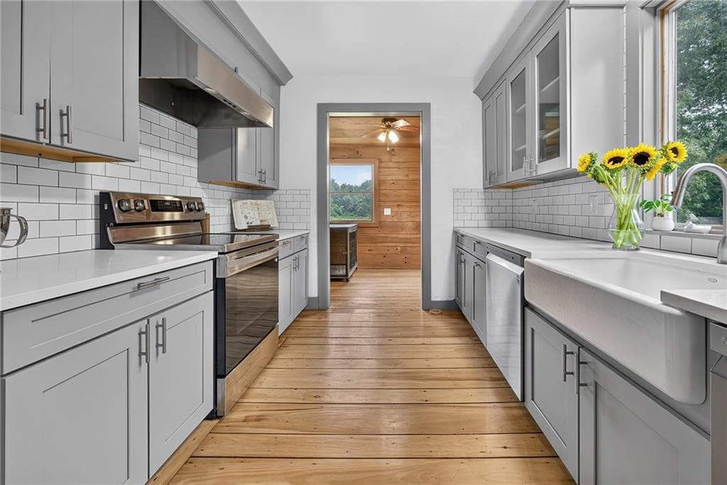Single Family Residence at 1747 Mooresfield Road, South Kingstown, photo 28 of 50