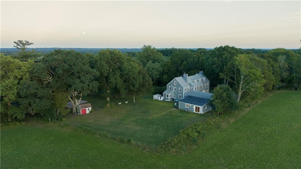 Single Family Residence at 1747 Mooresfield Road, South Kingstown, photo 5 of 50