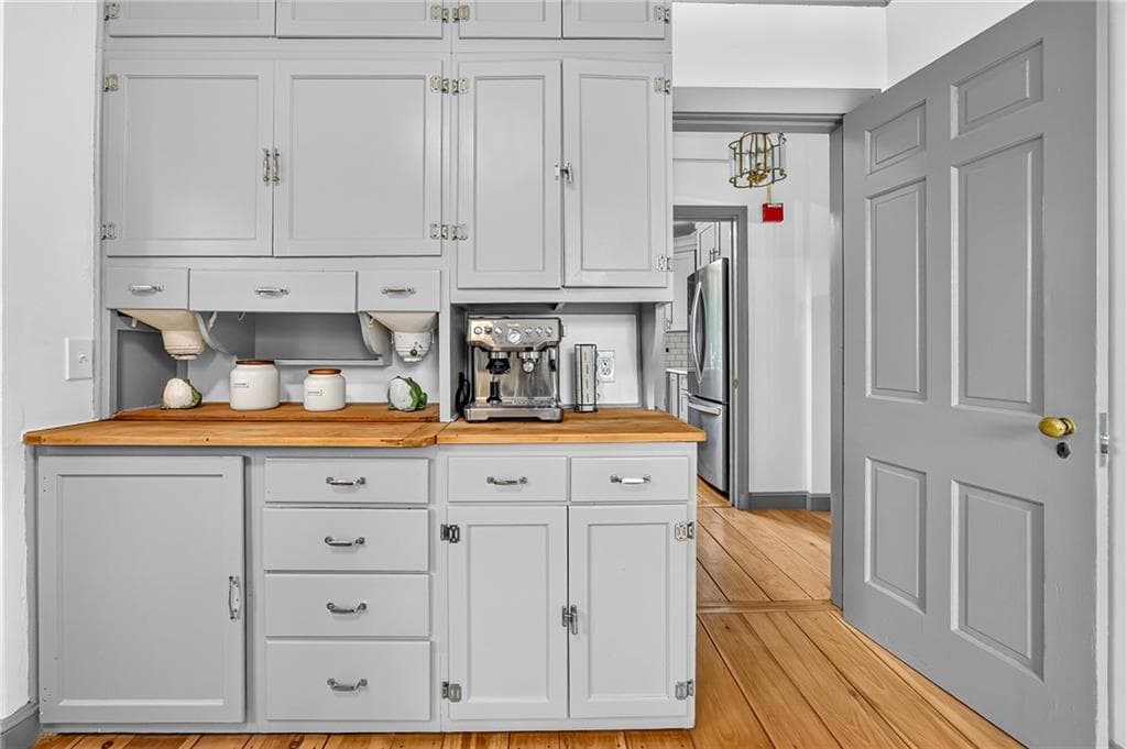 Single Family Residence at 1747 Mooresfield Road, South Kingstown, photo 30 of 50