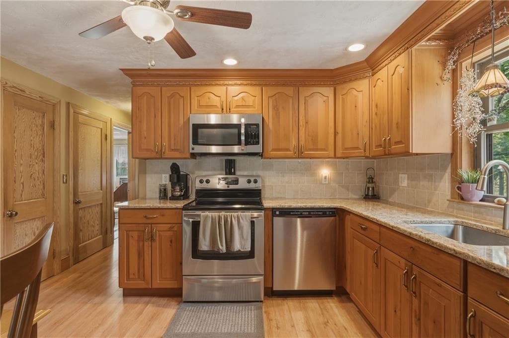 Single Family Residence at 880 Victory Highway, Burrillville, photo 10 of 34