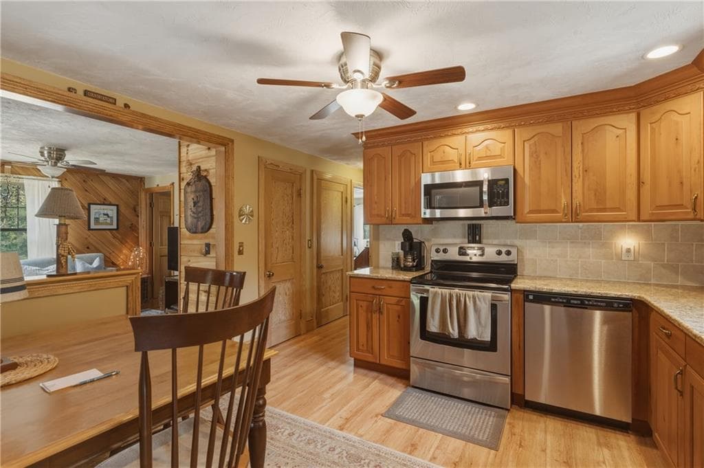 Single Family Residence at 880 Victory Highway, Burrillville, photo 11 of 34