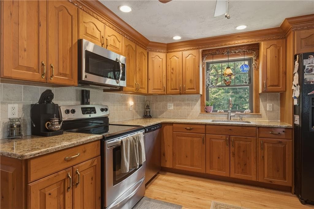 Single Family Residence at 880 Victory Highway, Burrillville, photo 8 of 34
