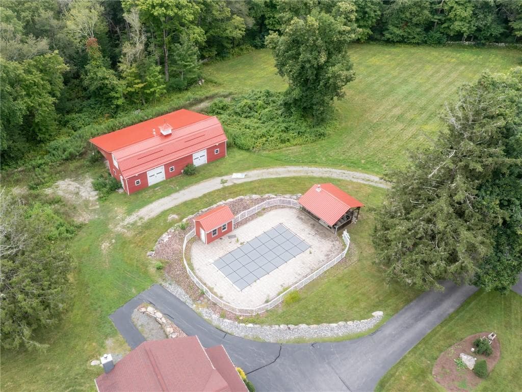 Single Family Residence at 203 Hartford Pike, Foster, photo 3 of 38