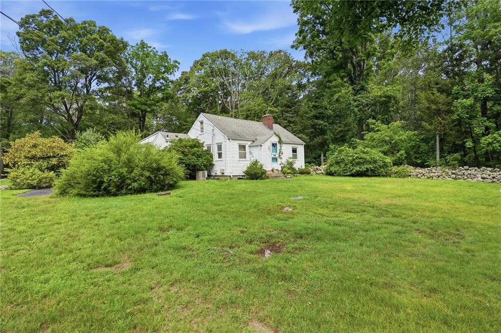 Single Family Residence at 1639 South County Trail, East Greenwich, photo 42 of 47