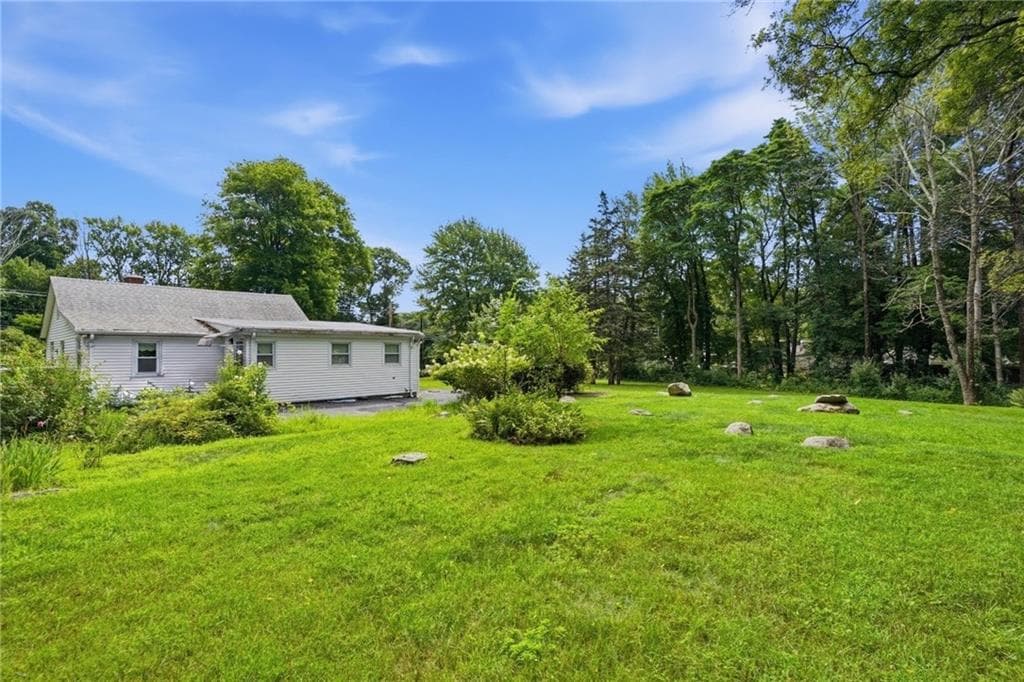Single Family Residence at 1639 South County Trail, East Greenwich, photo 7 of 47