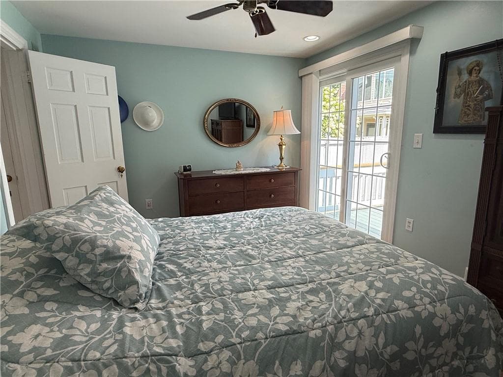 Single Family Residence at 88 TERRACE Ave Avenue E, East Providence, photo 6 of 39
