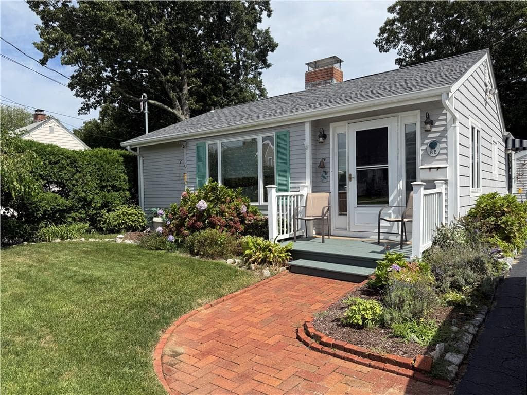 88 TERRACE Ave Avenue E