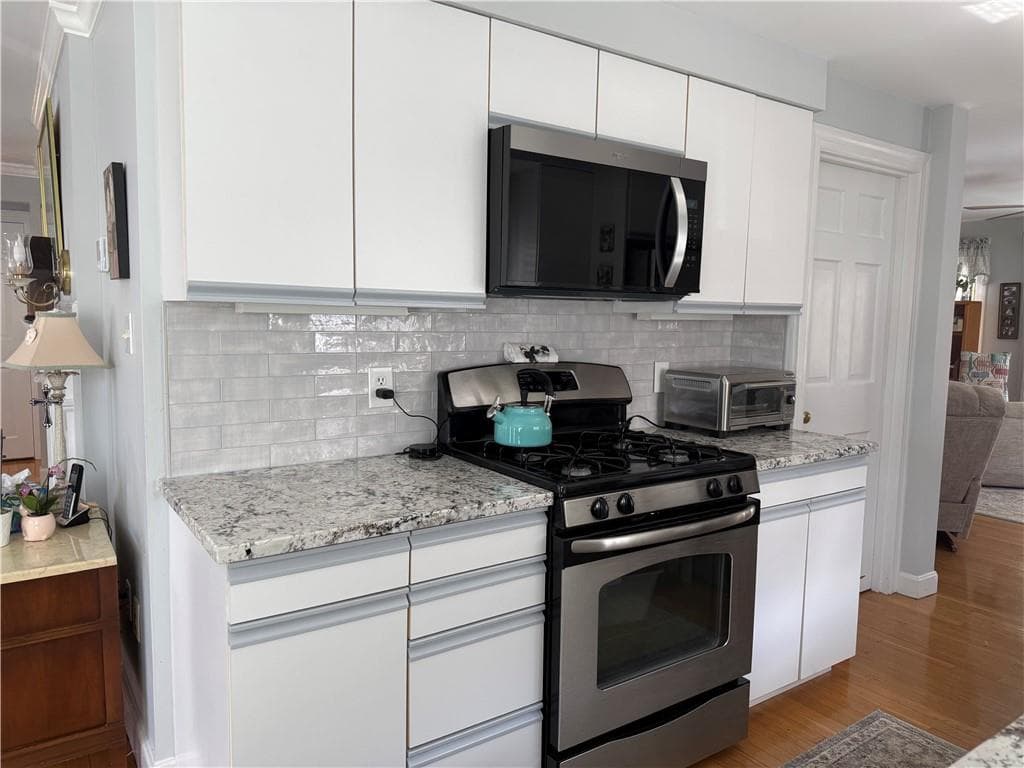 Single Family Residence at 88 TERRACE Ave Avenue E, East Providence, photo 11 of 39