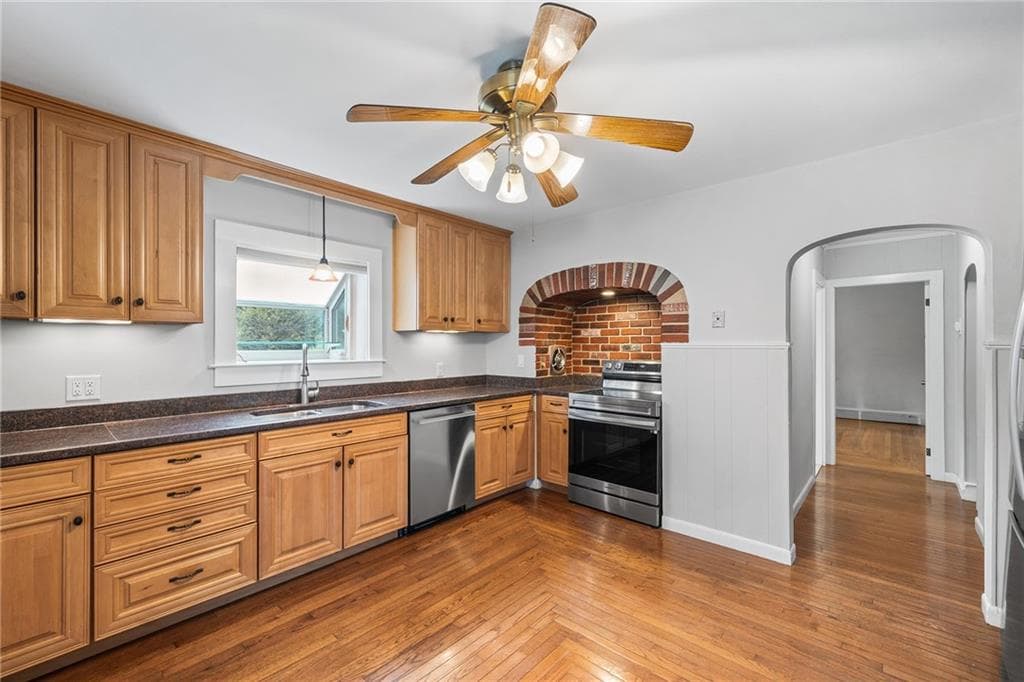 Single Family Residence at 3714 Mendon Road, Cumberland, photo 4 of 35