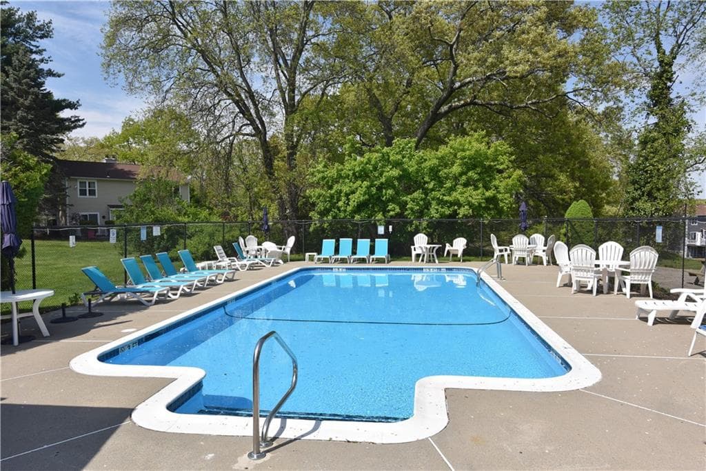 Condominium at 38 Stone Trail UNIT C, North Providence, photo 26 of 30