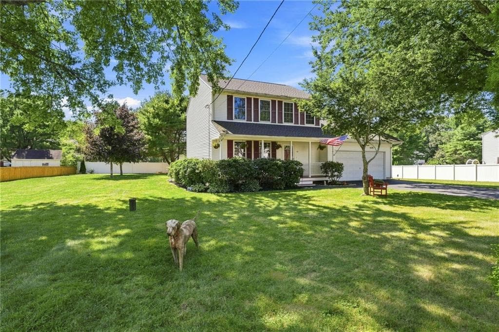 Single Family Residence at 101 Kingstown Road, Richmond, photo 4 of 50