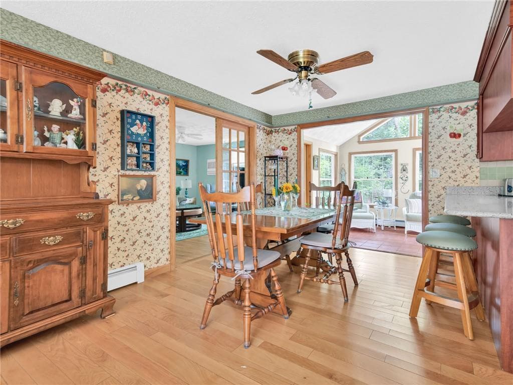 Single Family Residence at 285 Joslin Road, Burrillville, photo 8 of 41