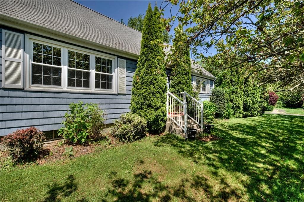 Single Family Residence at 343 Turner Road, Middletown, photo 34 of 38