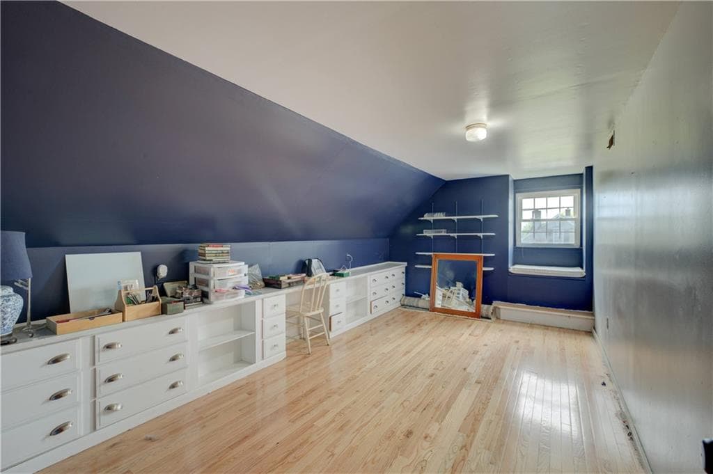 Single Family Residence at 343 Turner Road, Middletown, photo 18 of 38