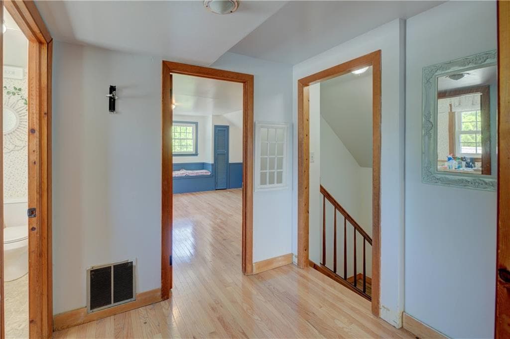 Single Family Residence at 343 Turner Road, Middletown, photo 11 of 38