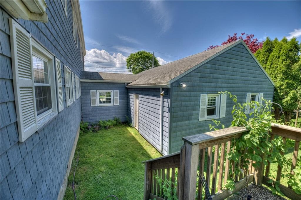 Single Family Residence at 343 Turner Road, Middletown, photo 29 of 38
