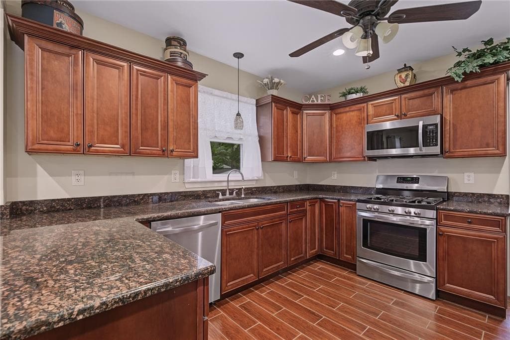 Single Family Residence at 81 Rogers Avenue, Barrington, photo 13 of 50
