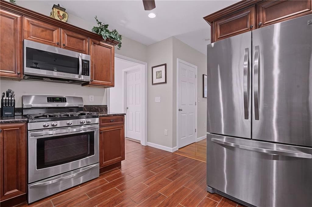 Single Family Residence at 81 Rogers Avenue, Barrington, photo 17 of 50