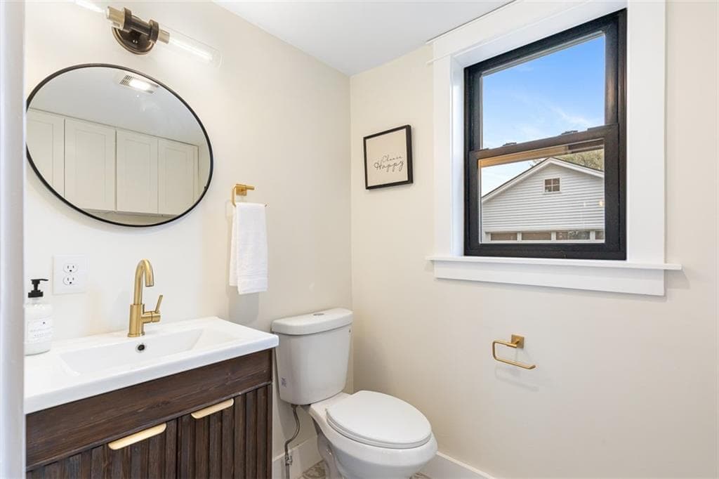 Single Family Residence at 540 Middle Highway, Barrington, photo 14 of 41