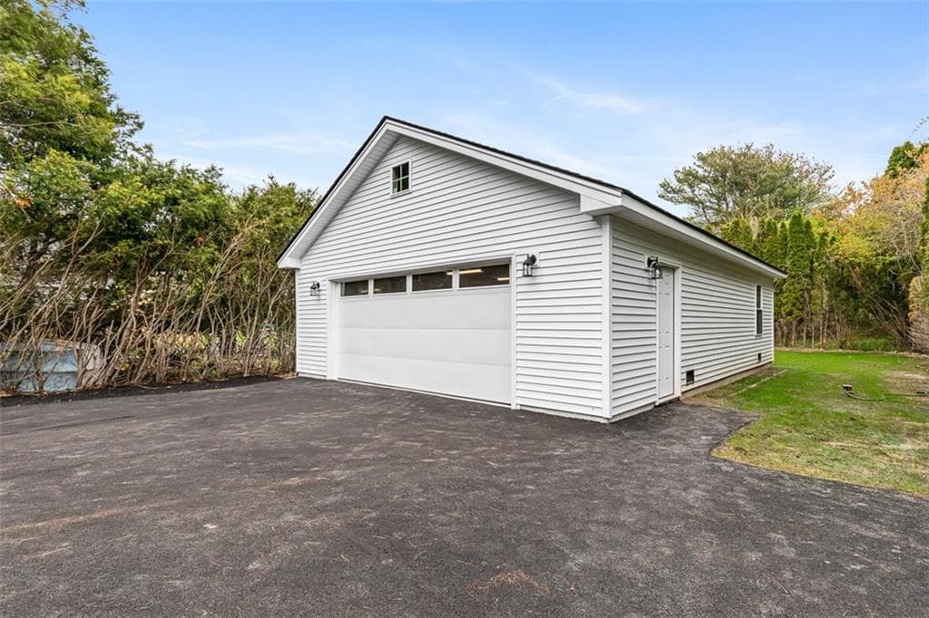 Single Family Residence at 540 Middle Highway, Barrington, photo 31 of 41