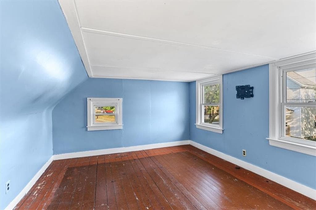 Multi Family at 6 Shore Road, East Providence, photo 27 of 43