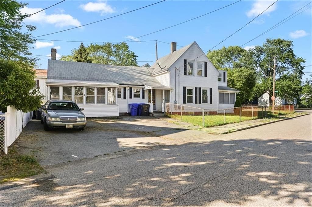 Multi Family at 6 Shore Road, East Providence, photo 3 of 43