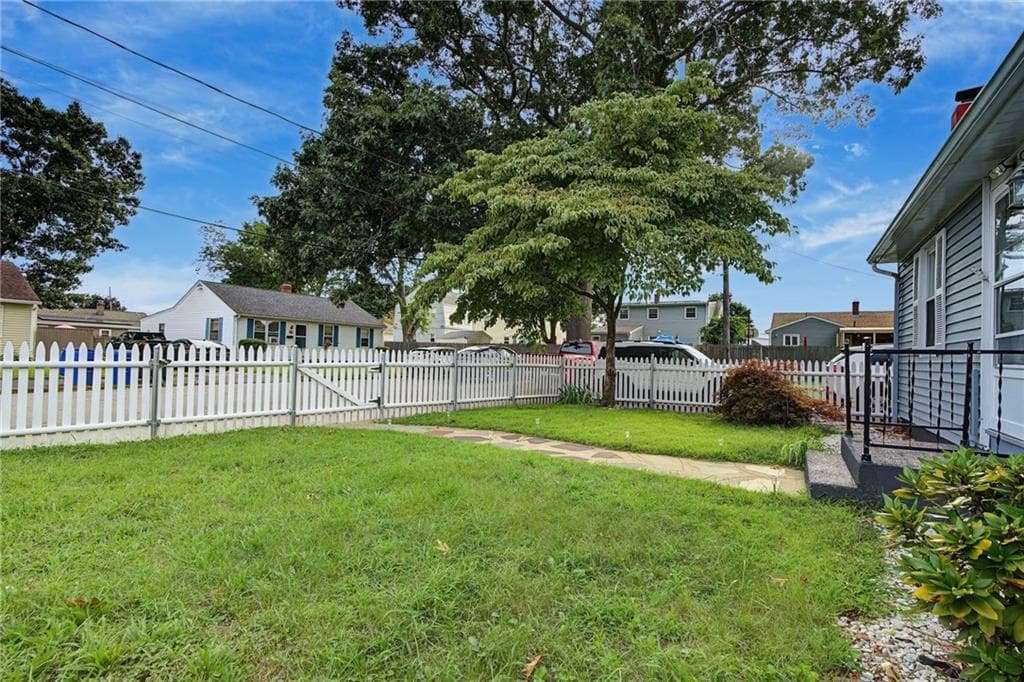 Single Family Residence at 15 Don Court, Pawtucket, photo 37 of 37