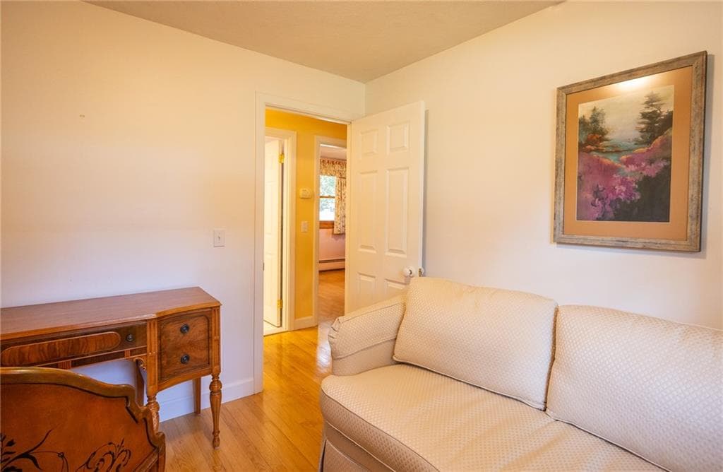 Single Family Residence at 8 CONTINENTAL Road, Smithfield, photo 20 of 29