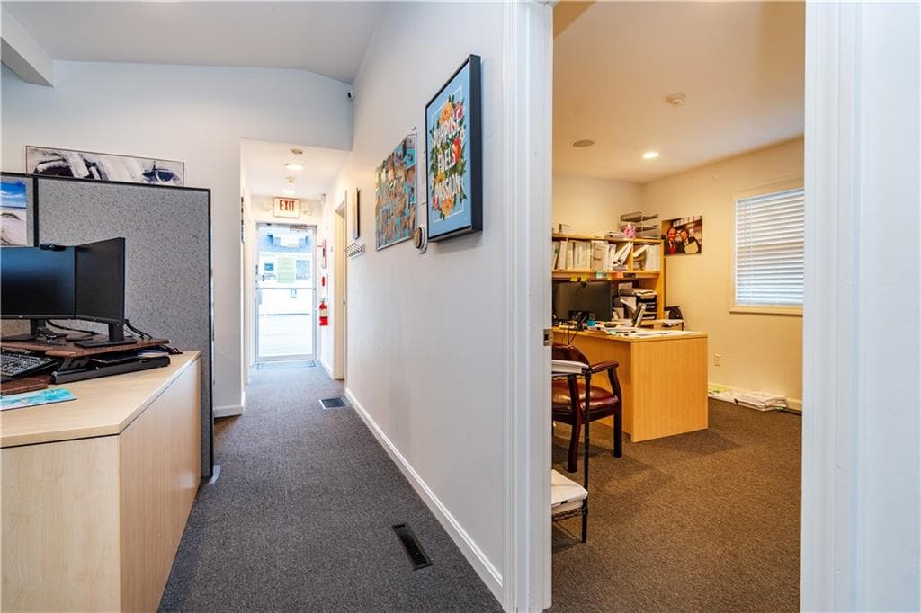 Commercial at 1155 Newport Avenue, Pawtucket, photo 19 of 42