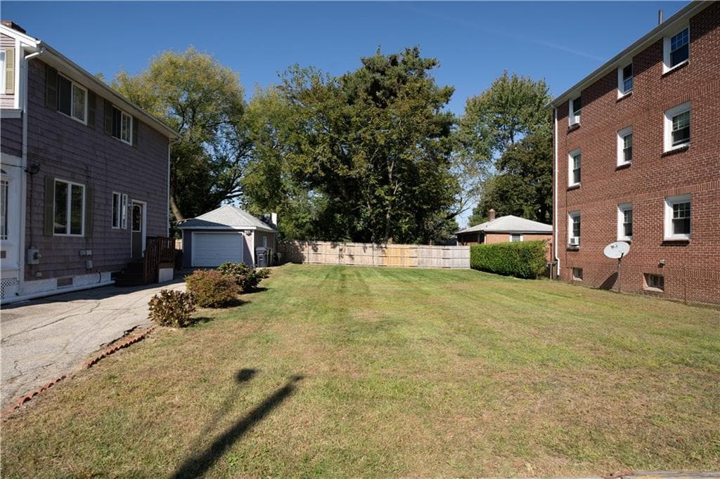 Single Family Residence at 21 Madison Street, Warwick, photo 21 of 27