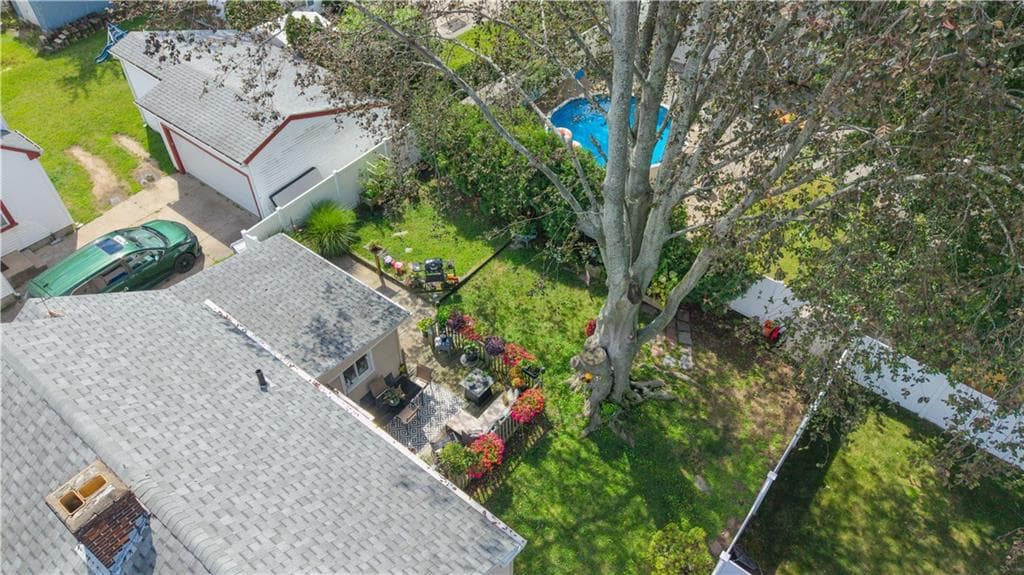 Single Family Residence at 30 Beacon Circle, Cranston, photo 42 of 49
