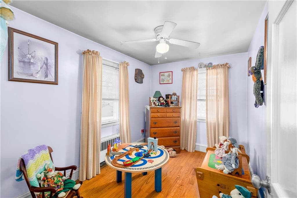 Single Family Residence at 30 Beacon Circle, Cranston, photo 28 of 49