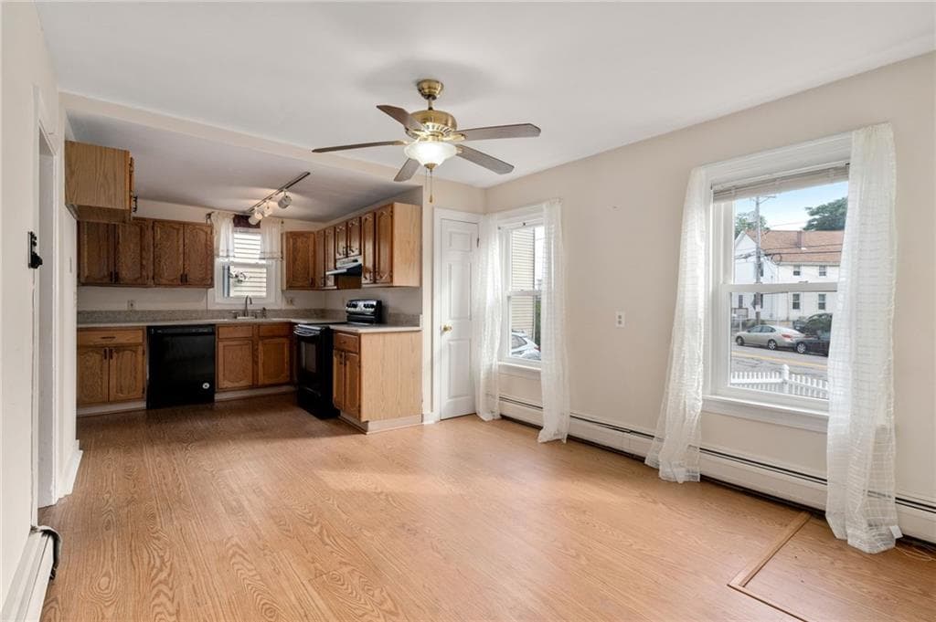 Condominium at 180 Beechwood Avenue UNIT 3, Pawtucket, photo 5 of 18