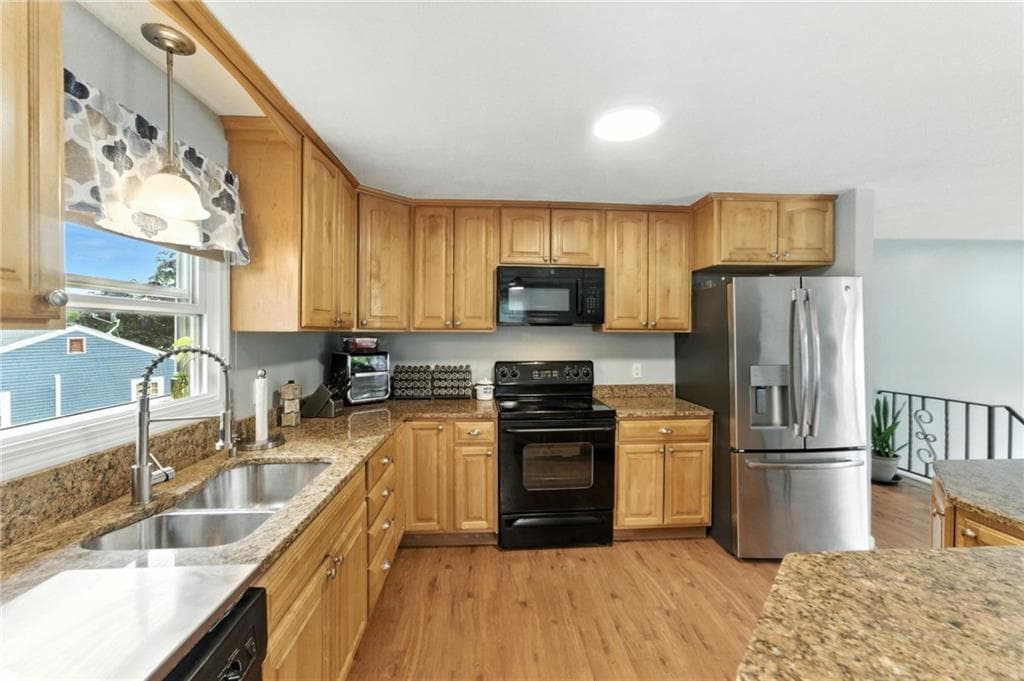 Single Family Residence at 30 Setian Lane, West Warwick, photo 17 of 48