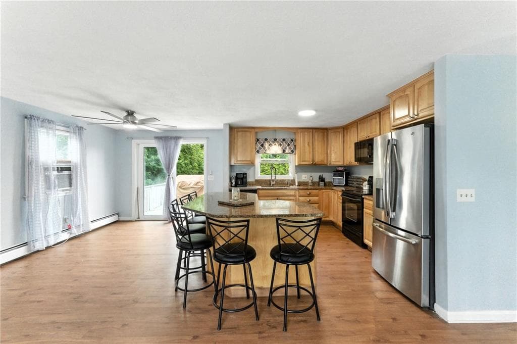 Single Family Residence at 30 Setian Lane, West Warwick, photo 15 of 48
