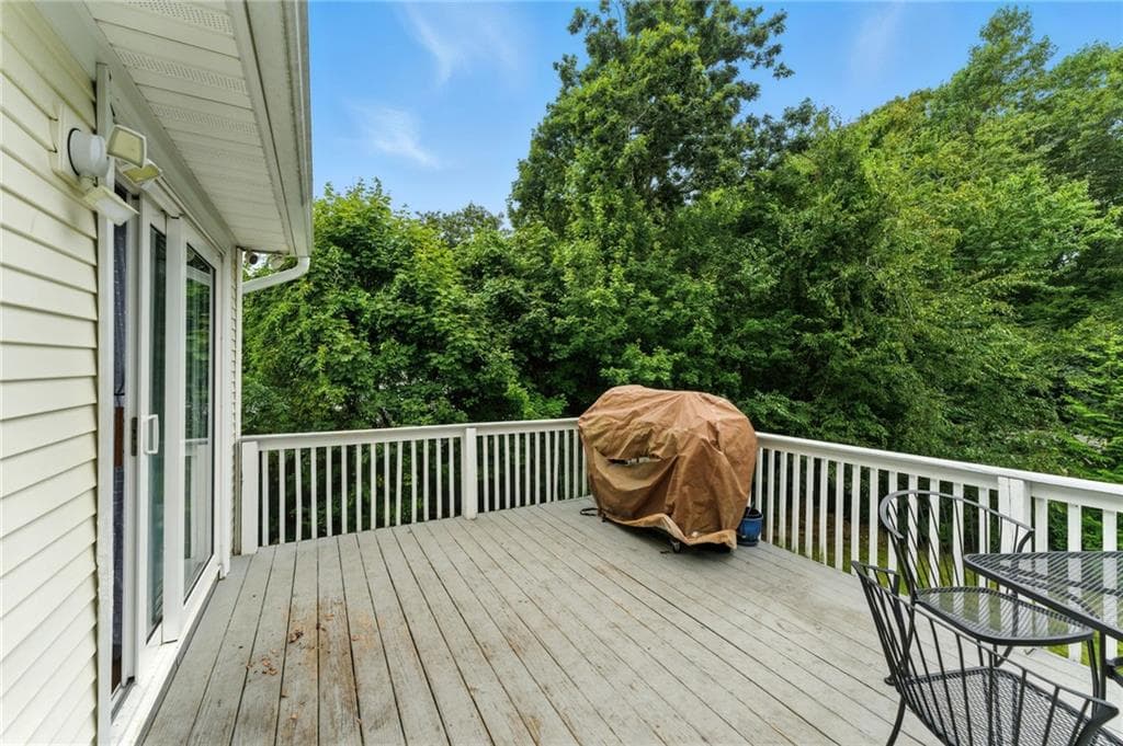 Single Family Residence at 30 Setian Lane, West Warwick, photo 11 of 48