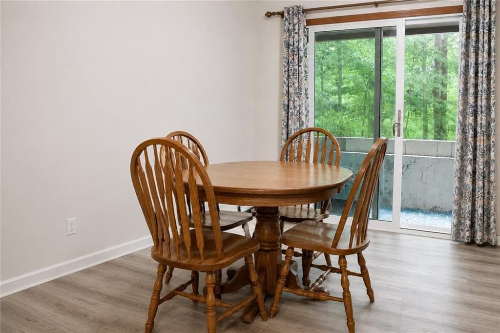 Condominium at West Warwick, photo 6 of 30