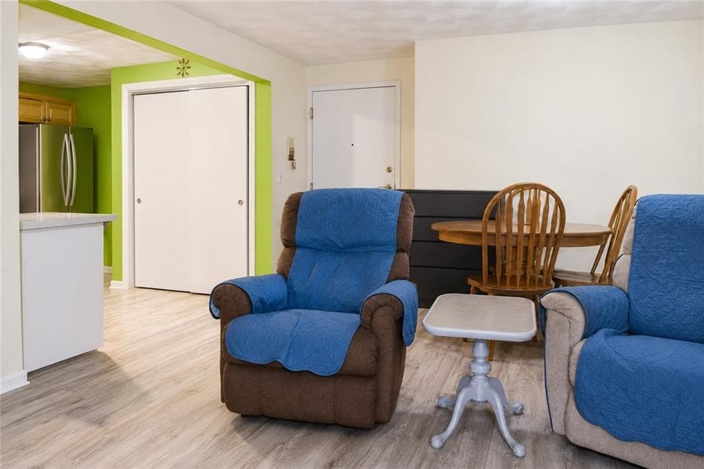 Condominium at West Warwick, photo 14 of 30