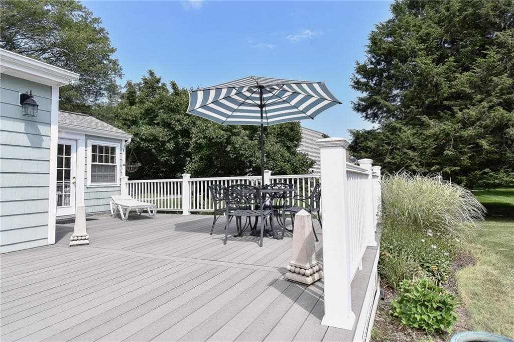 Single Family Residence at 47 Shady Cove Road, North Kingstown, photo 12 of 50