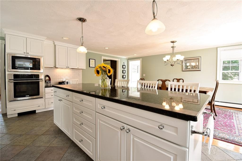 Single Family Residence at 47 Shady Cove Road, North Kingstown, photo 22 of 50