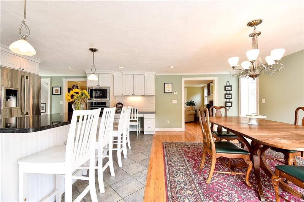 Single Family Residence at 47 Shady Cove Road, North Kingstown, photo 20 of 50