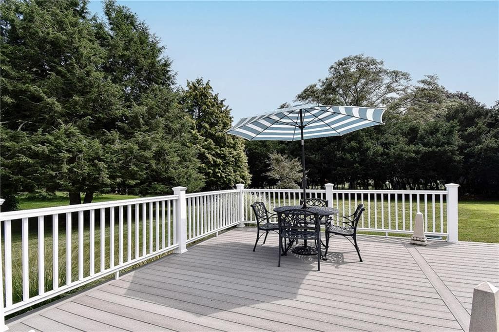 Single Family Residence at 47 Shady Cove Road, North Kingstown, photo 11 of 50