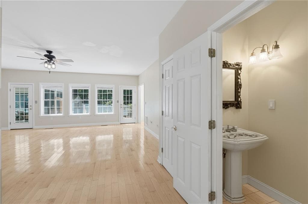 Single Family Residence at 559 Victory Highway, West Greenwich, photo 17 of 50