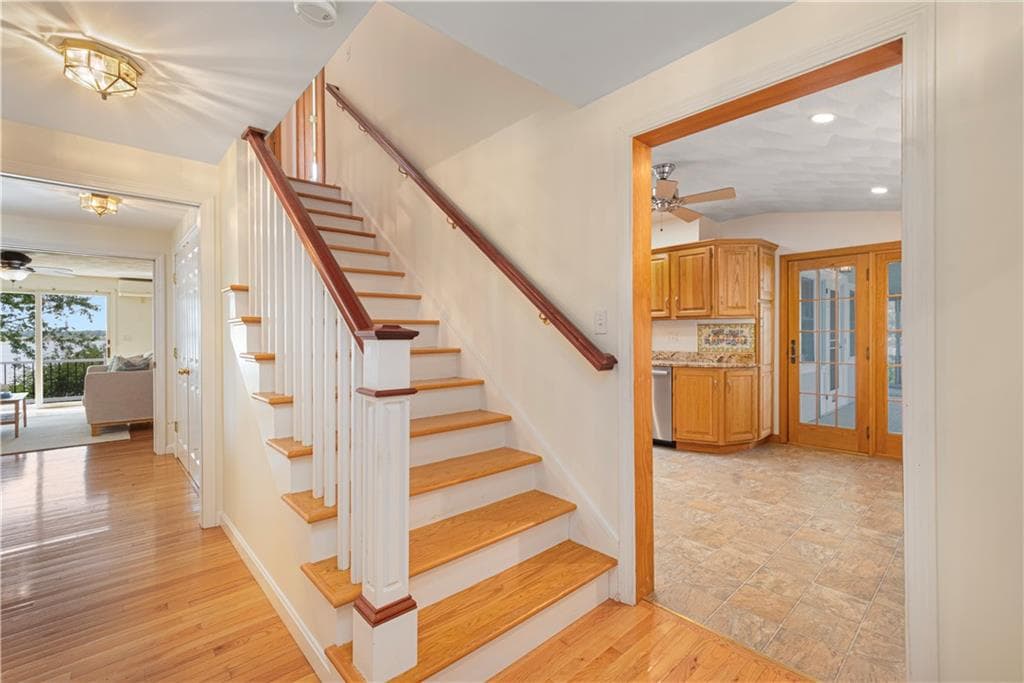 Single Family Residence at 133 Terrace Avenue, East Providence, photo 27 of 47